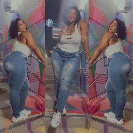 Iamkarmellaboss pretty pornstar picture