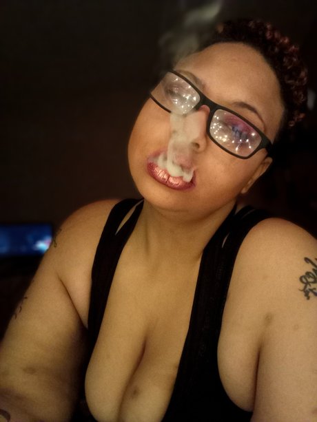 KarmelBabii star perfect pictures