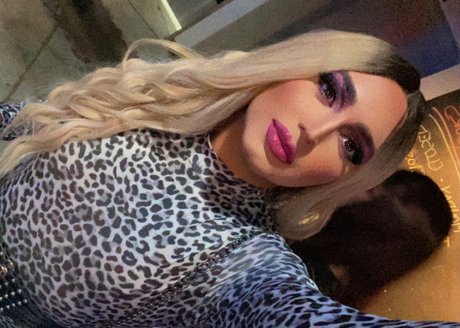 40 onlyfans sexy xxx pictures