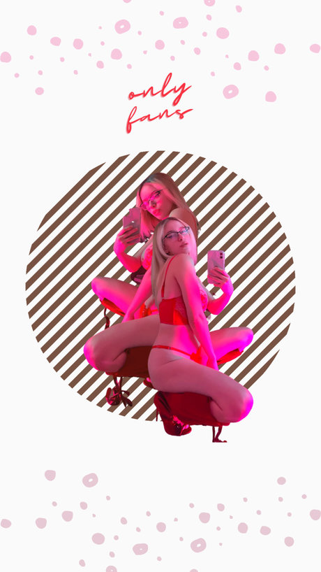 ItsCheese porn star pictures