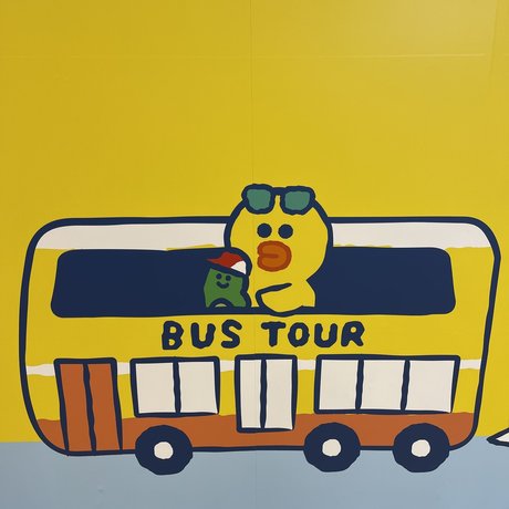 Molthy high quality model pic