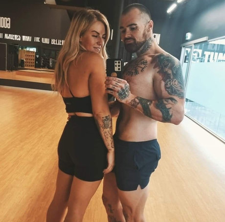 mom daughter onlyfans nice pic