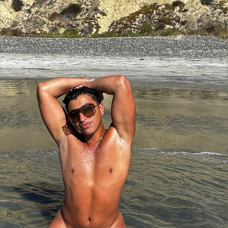 mirror onlyfans beautiful nude pictures