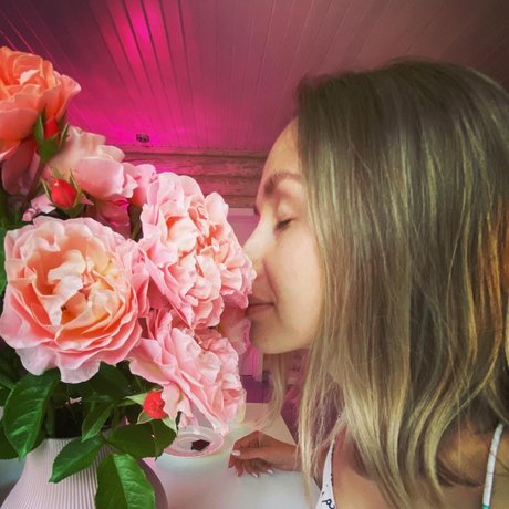 Moscow Girl beautiful actress pics