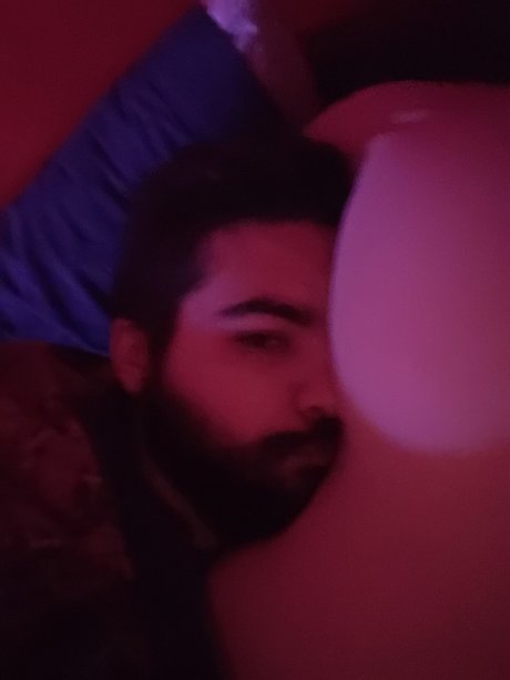 Ghoulruh erotic model pic