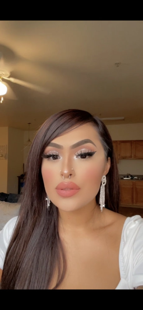 Carolyna Reyes star perfect images