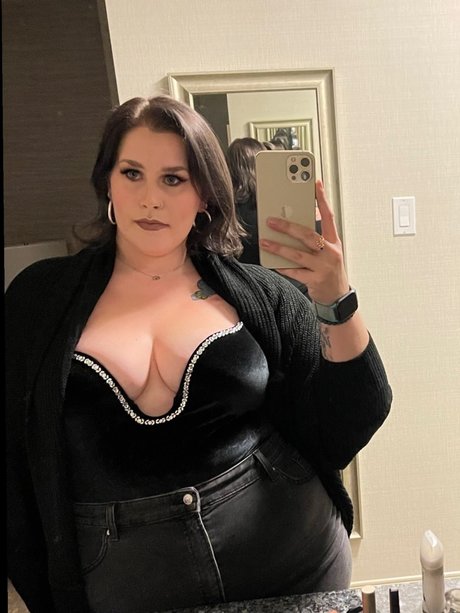 Laura Fox model high quality archive