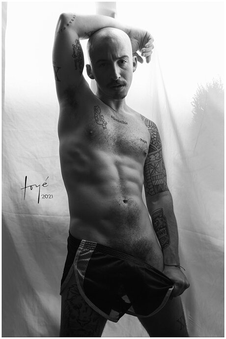 _Male Nude Photography_ art actress archive