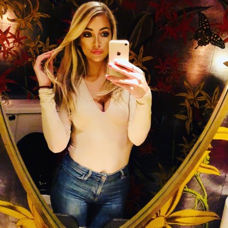 ObsessedwithMila model pretty galleries