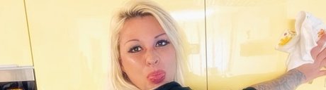 big tits strip onlyfans beautiful porn gallery