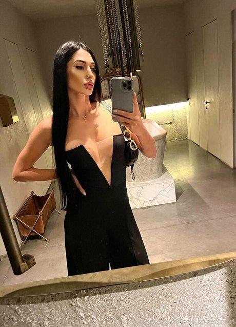 mari mis sexy model galleries