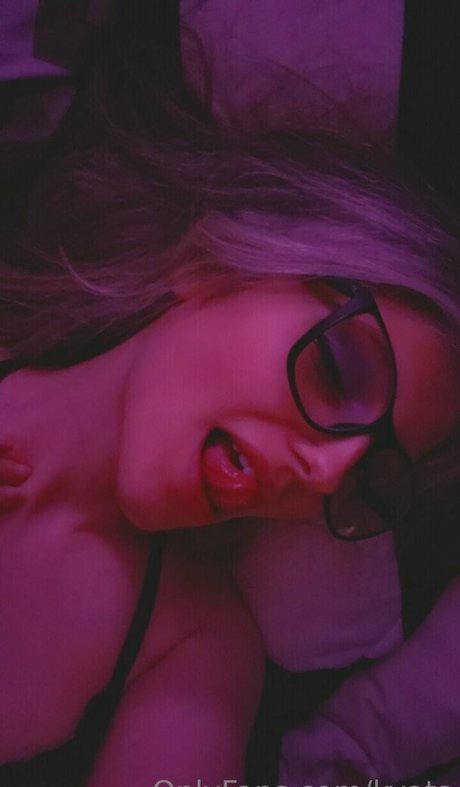 kyats pornstar naked gallery