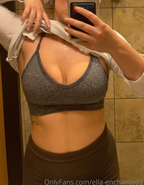 ella enchanted2 xxx pornstar picture