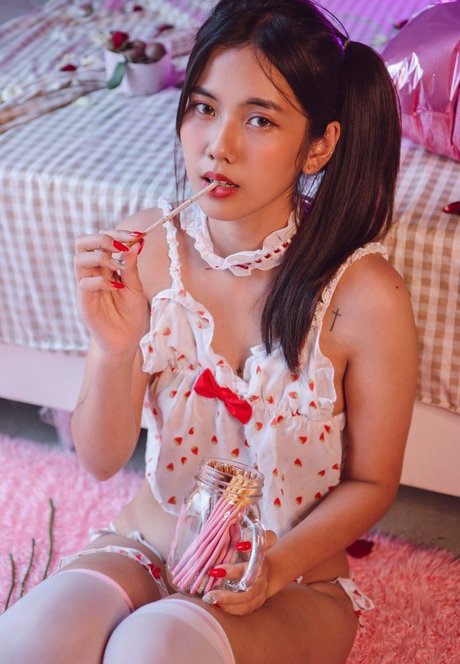 Sandydao adult actress image