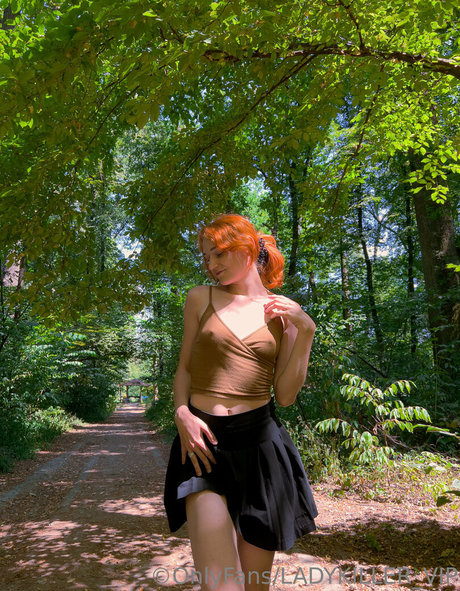 ladykiller vip pretty model picture