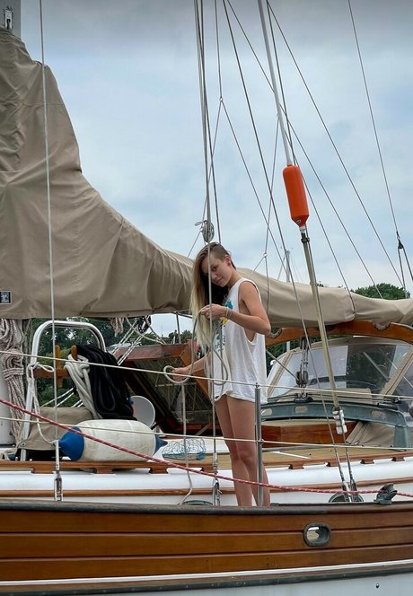 hottest young onlyfans beautiful xxx archive