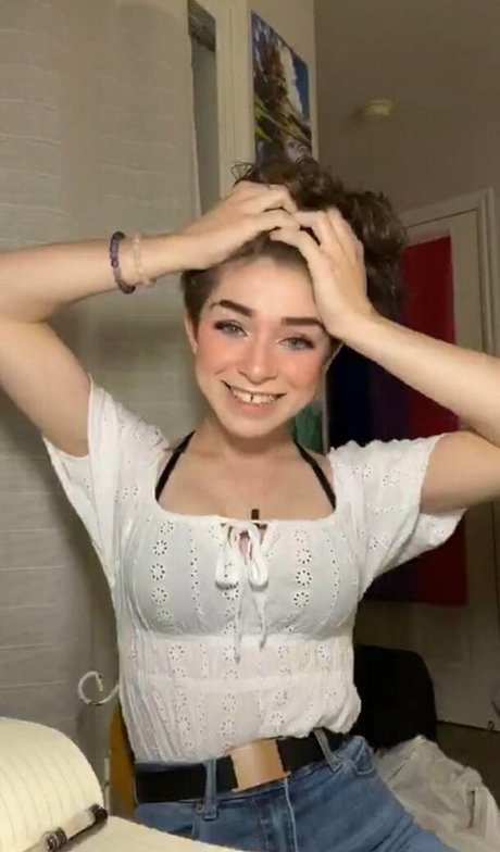 graceful addison exclusive model pics