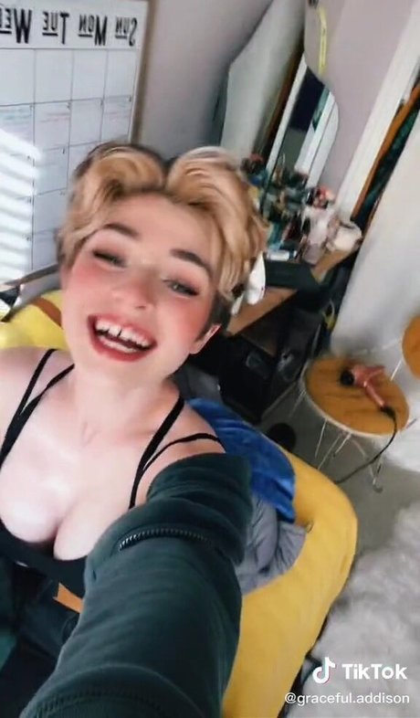 graceful addison best star photos