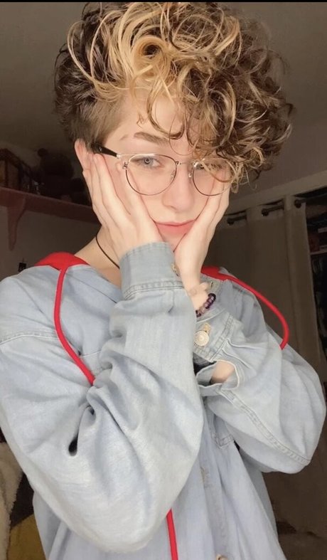 graceful addison erotic pornstar pics