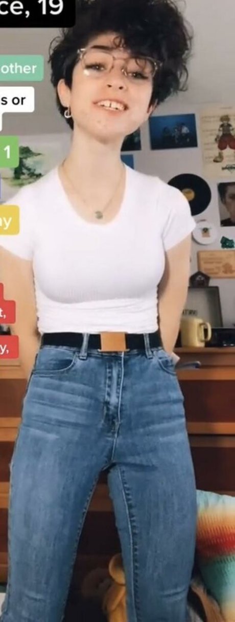 graceful addison hot pornstar pic