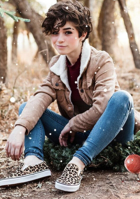 graceful addison model pics