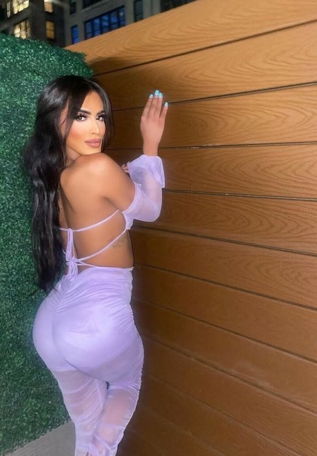 Yasmeen Ali perfect actress photos