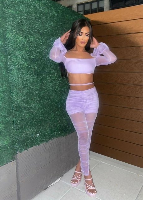 Yasmeen Ali pornstar sexy img