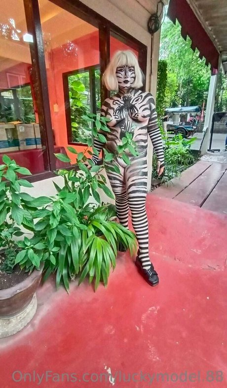 luckymodel 88 beautiful actress gallery