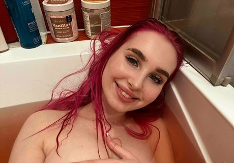 lesbian fingering onlyfans best images