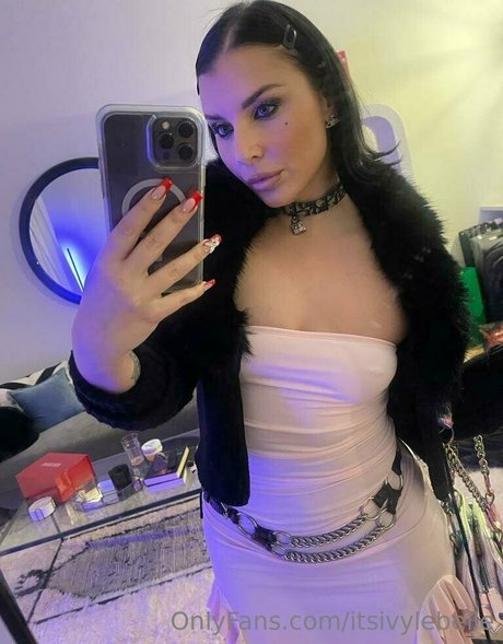 itsivylebelle xxx star picture
