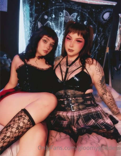 gloomygoddess pornstar adult galleries