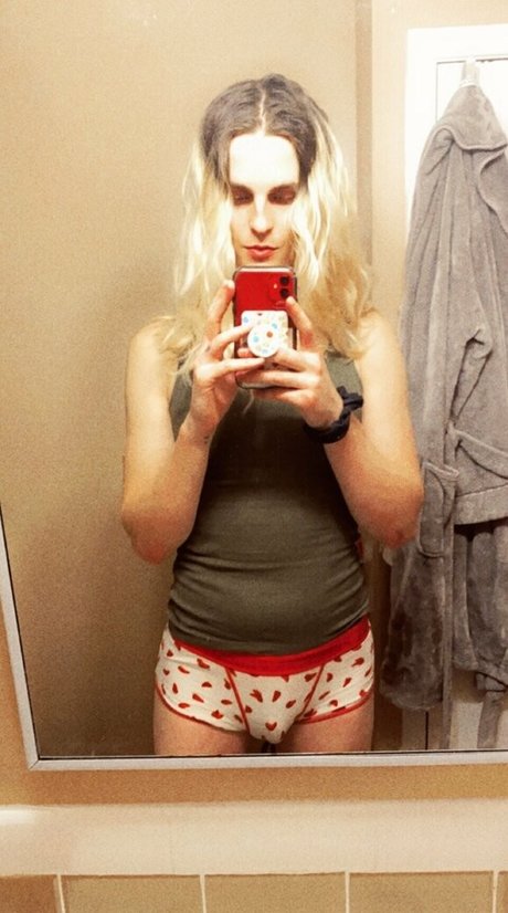 skylarkayerose star high quality photos