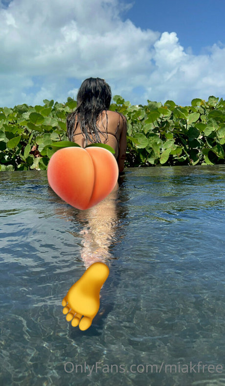 miakfree perfect pornstar img