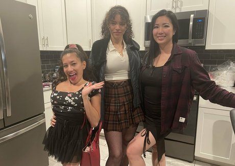 petite slut onlyfans free porn pictures