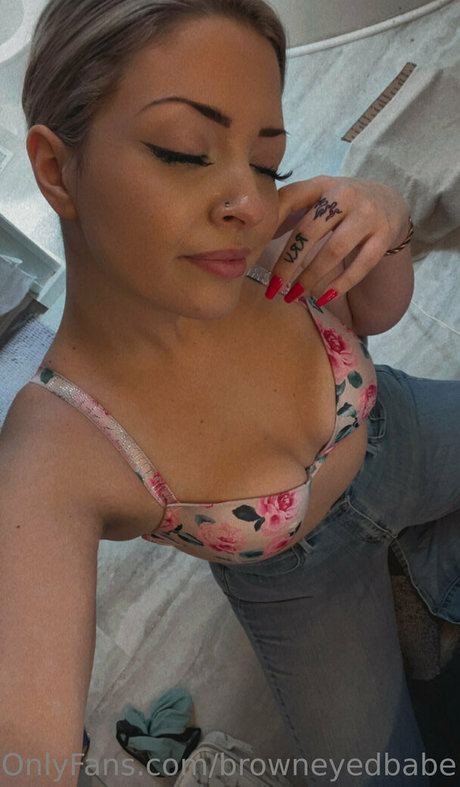 browneyedbabe14 pornstar nudes photos