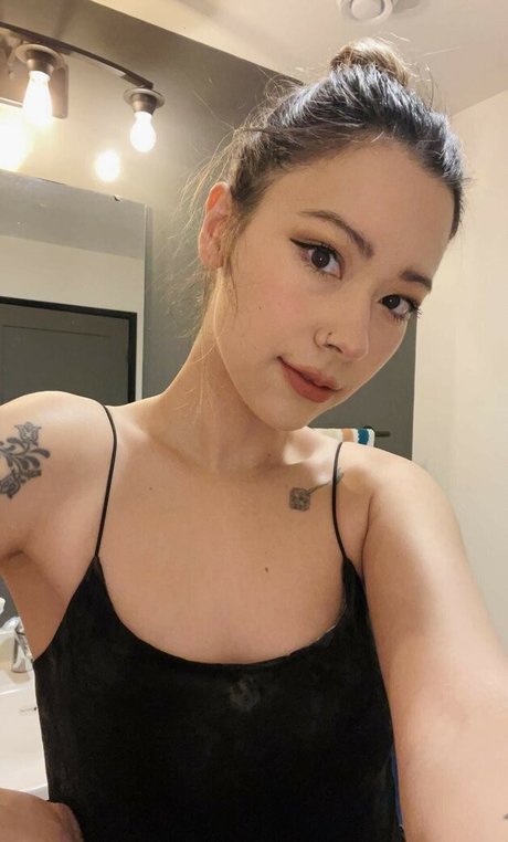 Laceyisanerd sexy star image