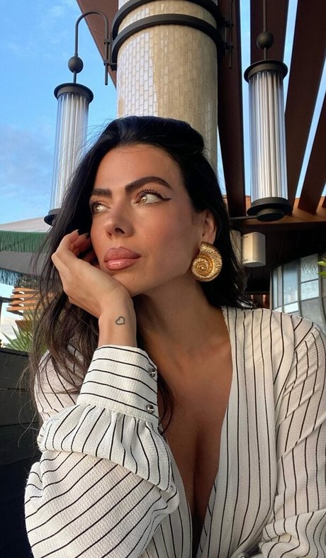 danellaurbaytv adult actress img