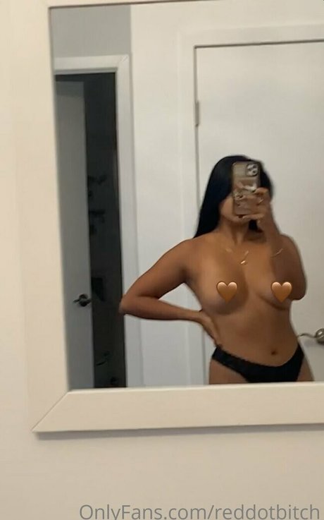 Reddotbitch art model picture