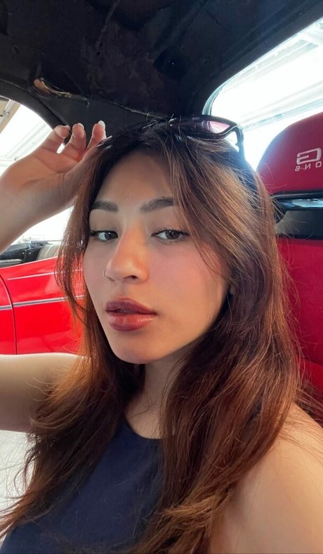 kimmyroxana model exclusive pics