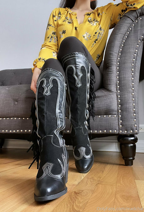 mxdchai star erotic gallery