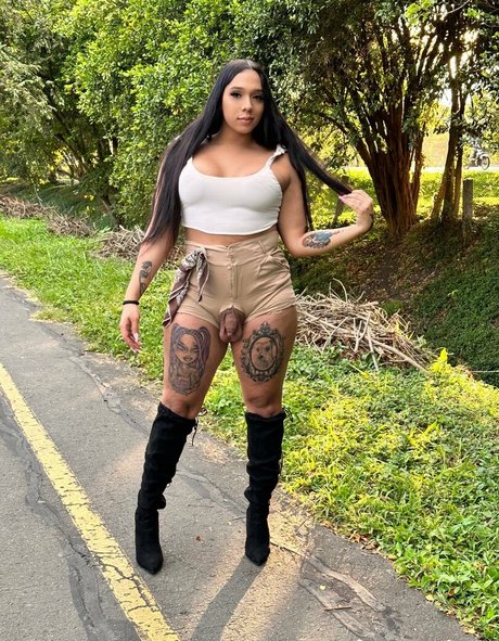 girl hotbicth pornographic model galleries