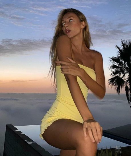 Ester Exposito xxx model pic