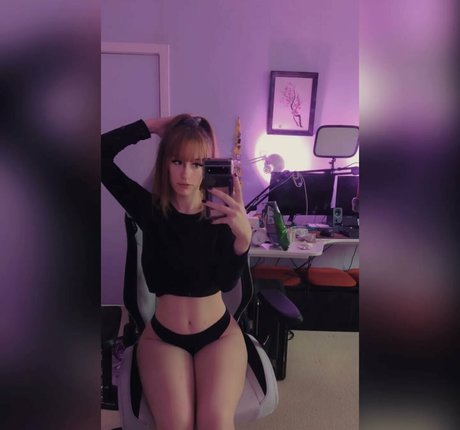 RaeRaeSenpai beautiful star picture