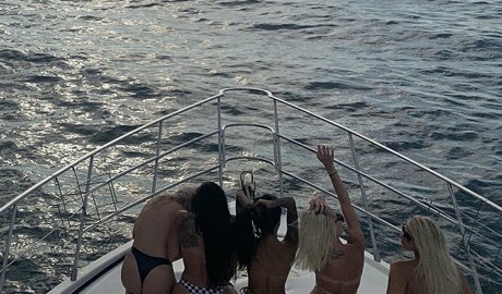 libeluna model top img