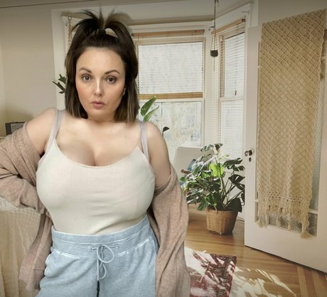 brookebeckfree model pornographic picture