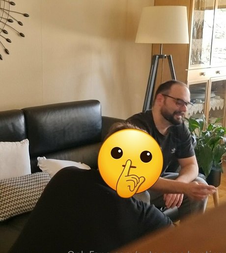 anto goes hunting star sexy img