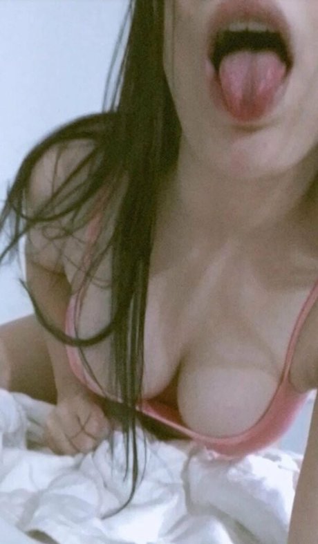 Luluna pornstar nude gallery