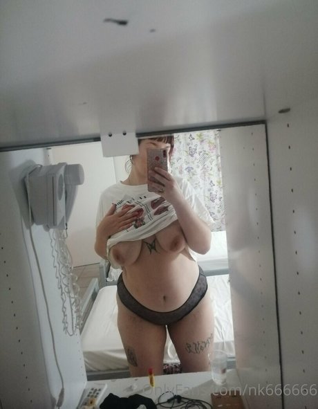 nk666666 free model photo