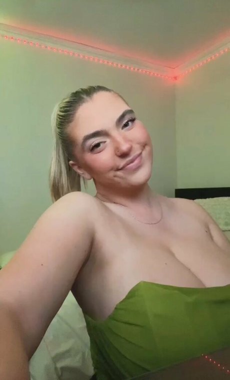 wide onlyfans hot sex photo