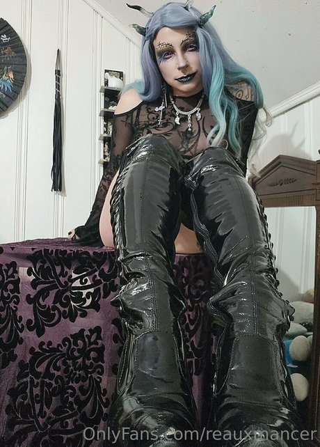 slut milf onlyfans xxx photos